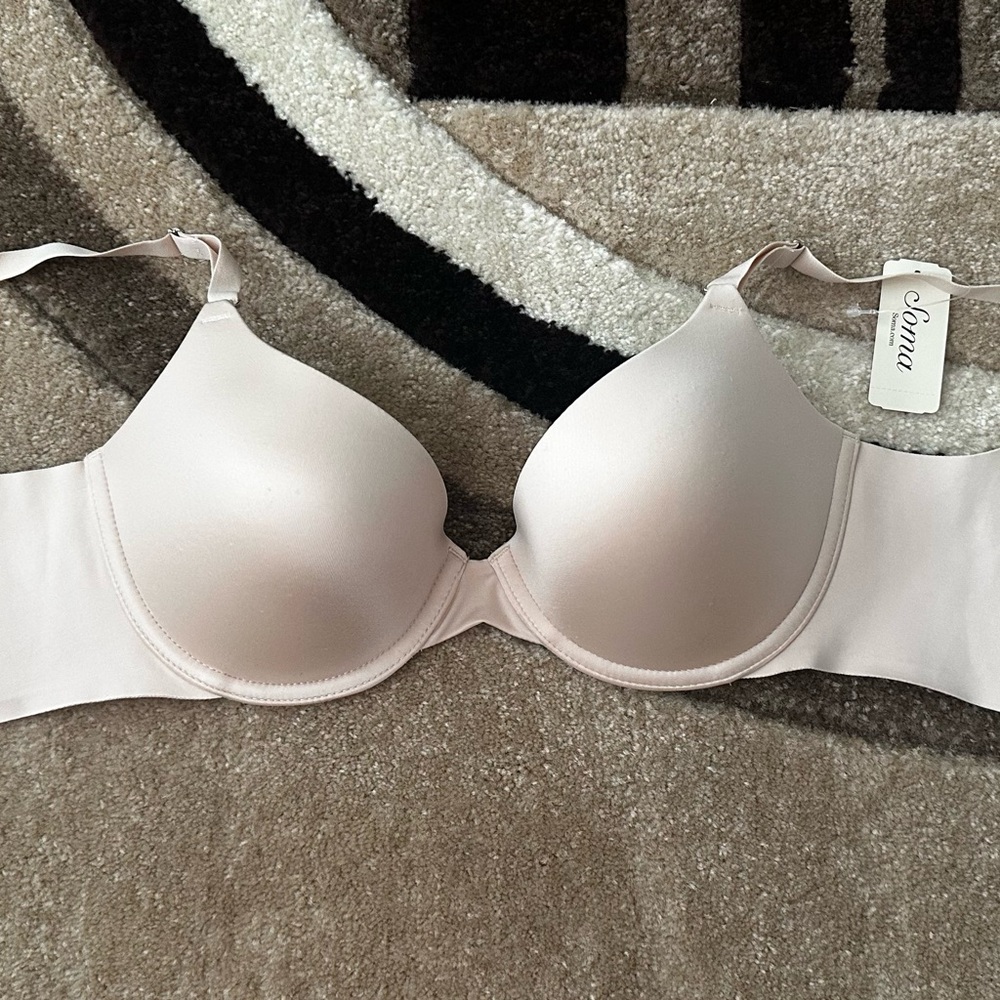 NWT Soma Vanishing Back Push Up 34D Bra